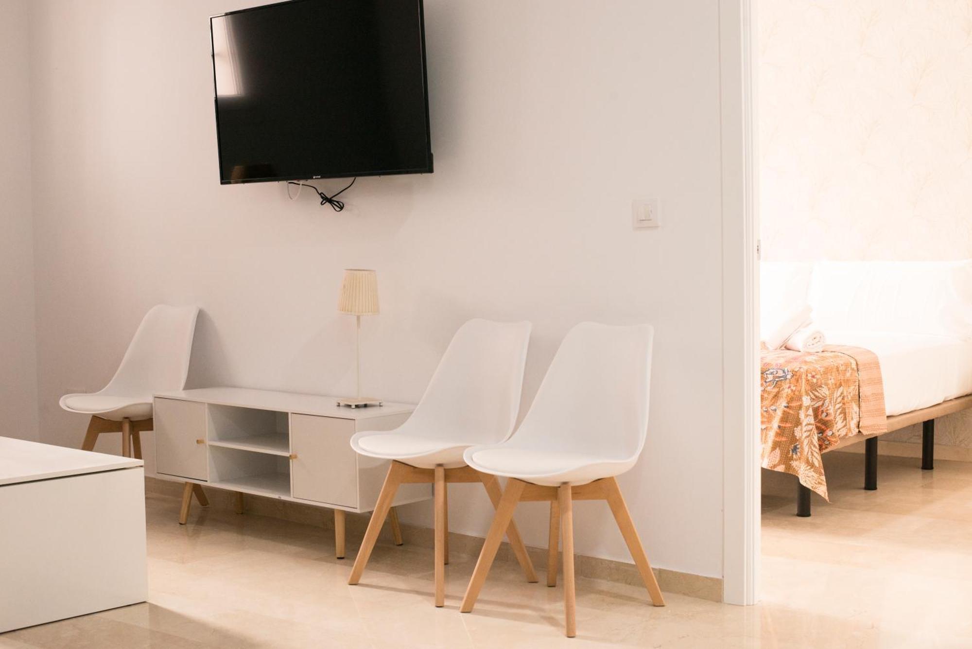 Apartamentos La Pila Del Pato Севиля Екстериор снимка