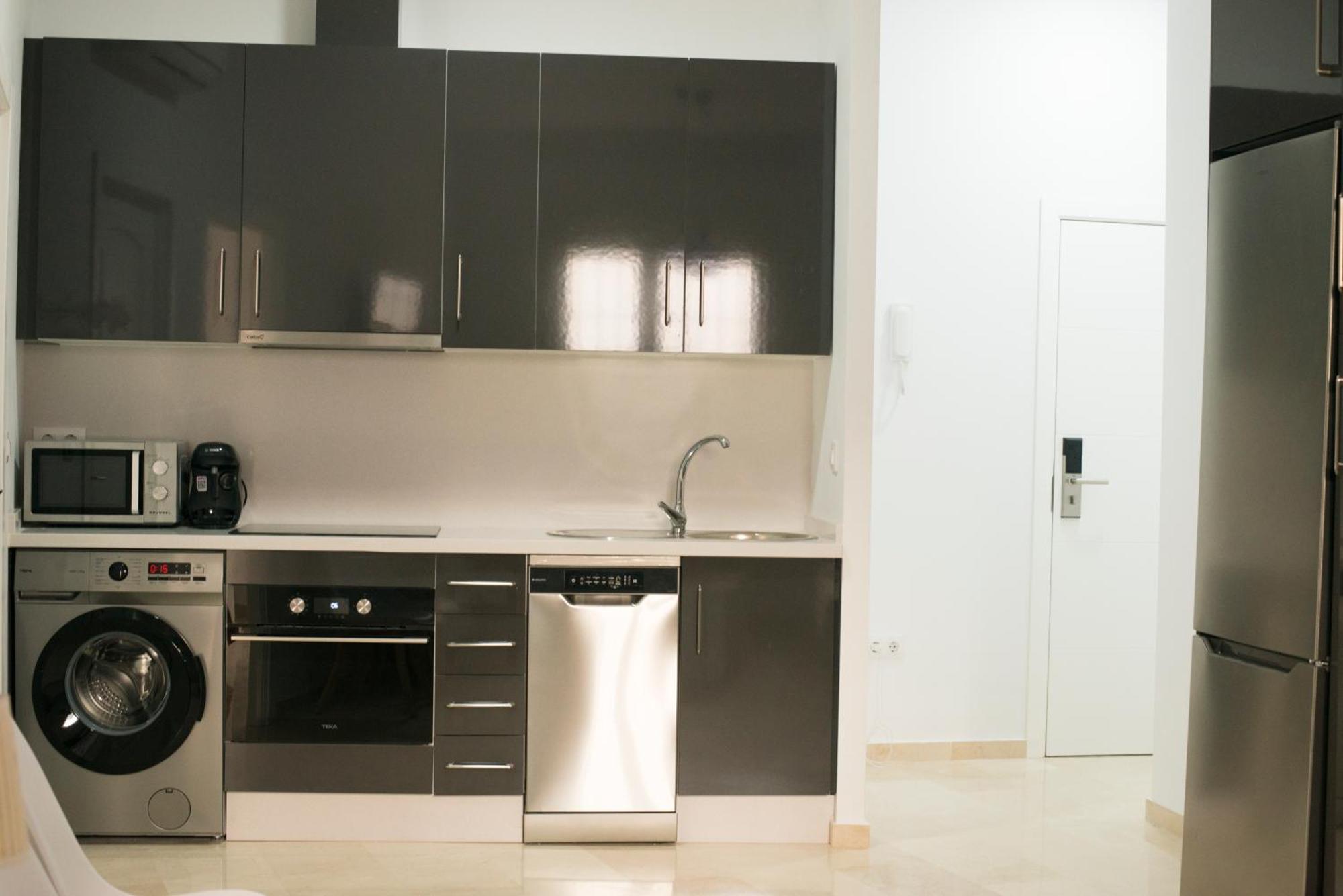 Apartamentos La Pila Del Pato Севиля Екстериор снимка